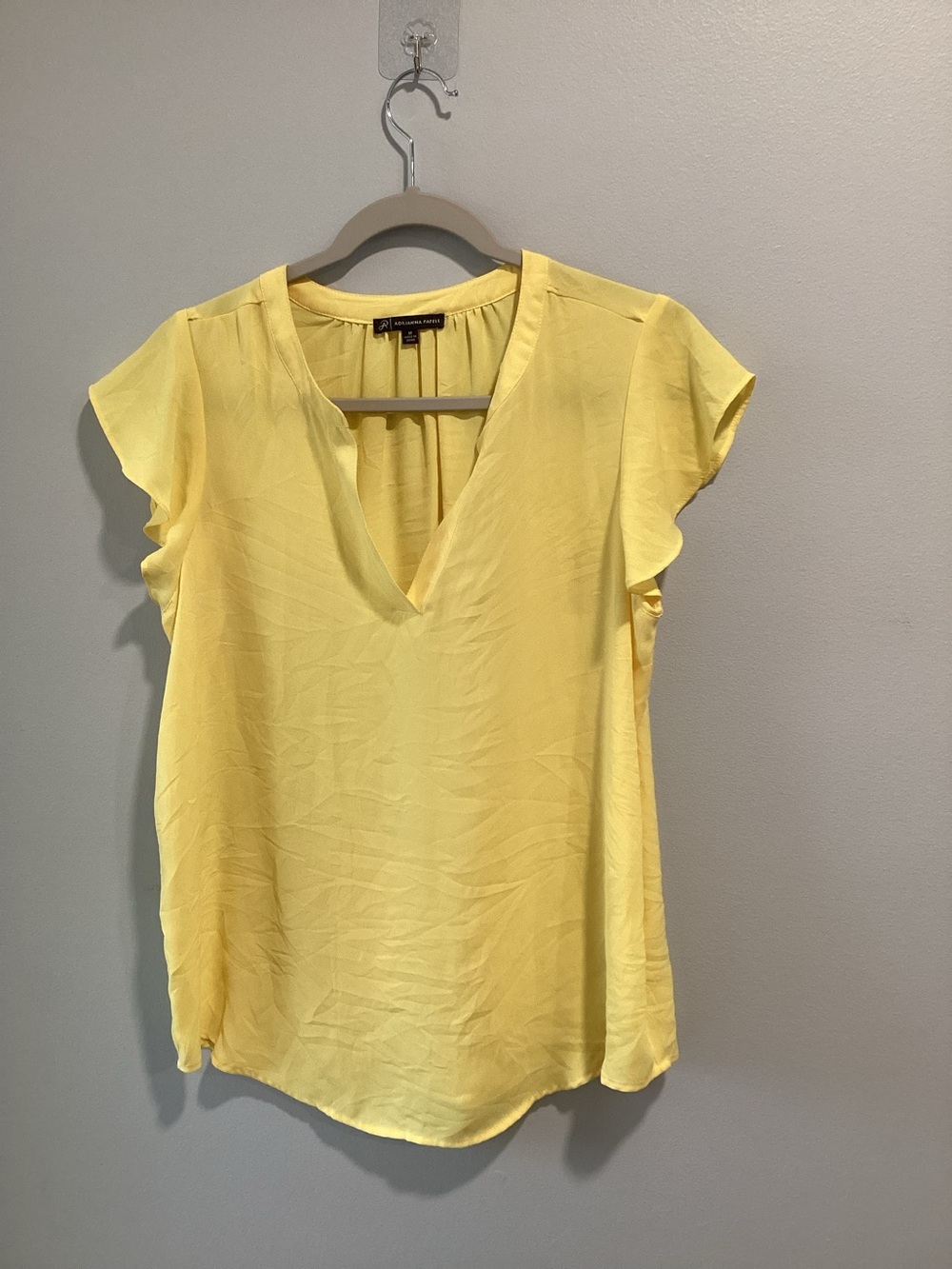 Adrianna Papell pretty yellow blouse